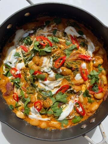 Butterbean and spinach curry.