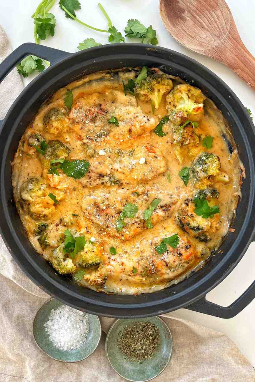 A one-pot meal featuring cheesy cream of chicken soup, chicken breasts and broccoli florets simmered in a creamy sauce.
